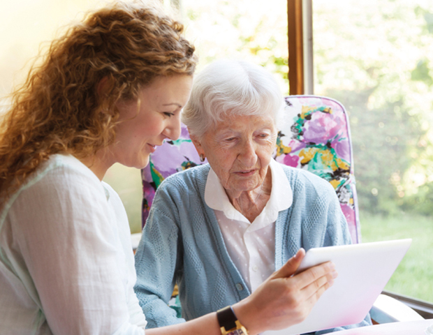 elderly woman and woman reading_s.jpg